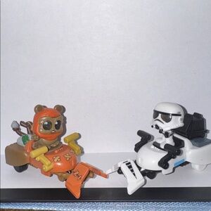 Star Wars Doorables Galactic Cruisers Ewok and Stormtrooper